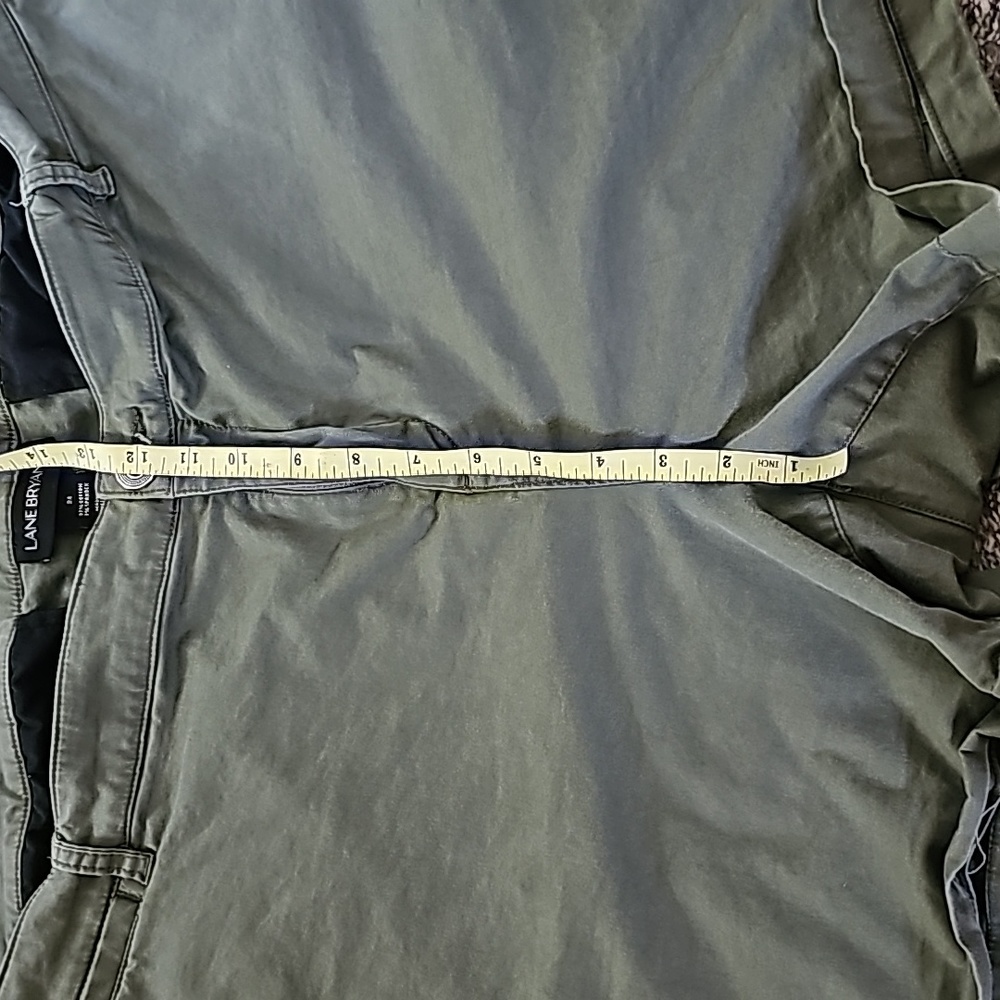 Lane Bryant Khaki Women's Cargo Shorts - Picture 4 of 8